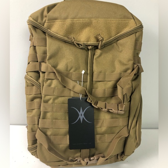 Backferry MOLLE Hiking Bugout Hunting Camping  Backpack NWT New - Picture 1 of 11
